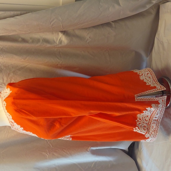 Michael Kors Long Sleeved Orange Embroidered Tunic/Cover Up Size Medium - Picture 2 of 15